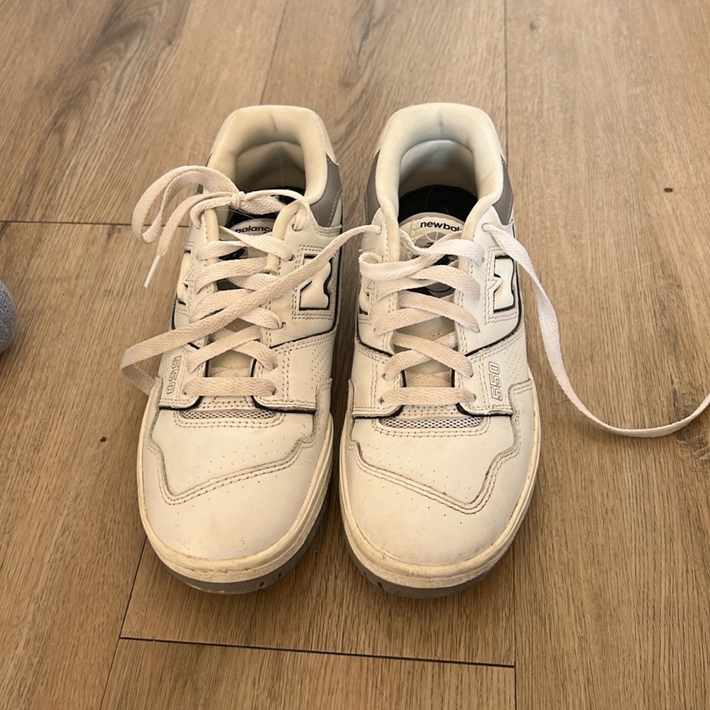 New Balance 550s